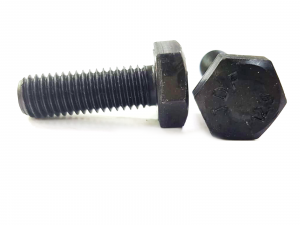 Болт 10х 30 кл.пр.12,9 черный п/р DIN 933