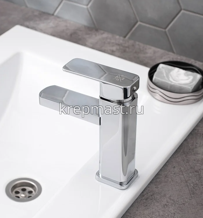 Смеситель д/умывальника SL 144-001F